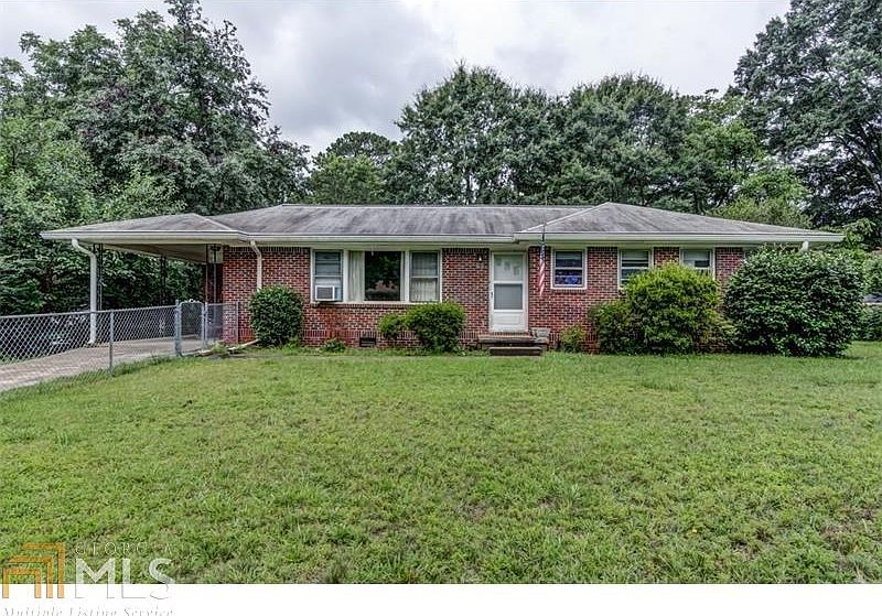 1st image of 348 Terrydale Dr SE