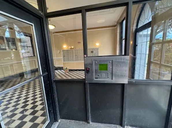 1800 Ocean Parkway image 3 of 11