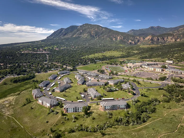 Retreat at Cheyenne Mountain — Photo 38