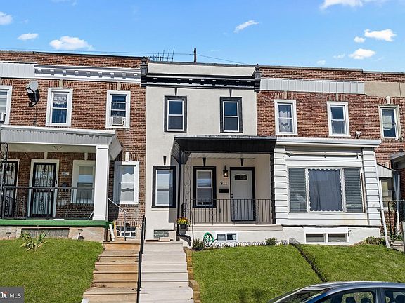 3rd image of 811 W Fisher Ave