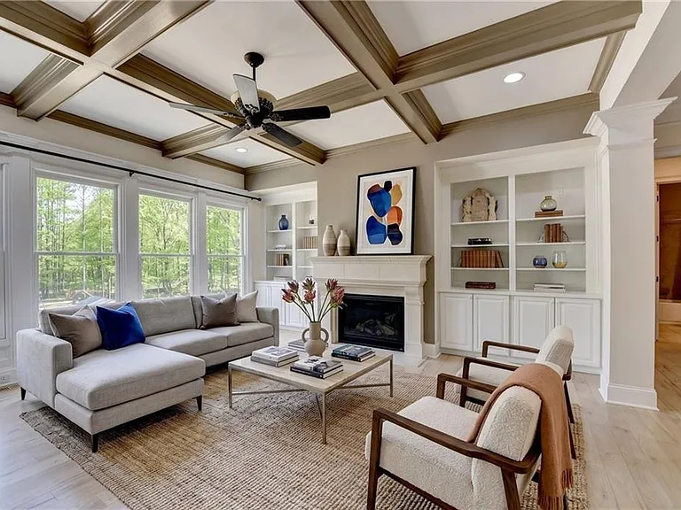 2230 Manor Creek Ct — Photo 9