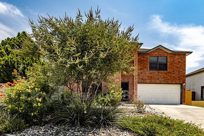 3 bed, 2.5 bath, 2959 sqft, $2,097 — Photo 2