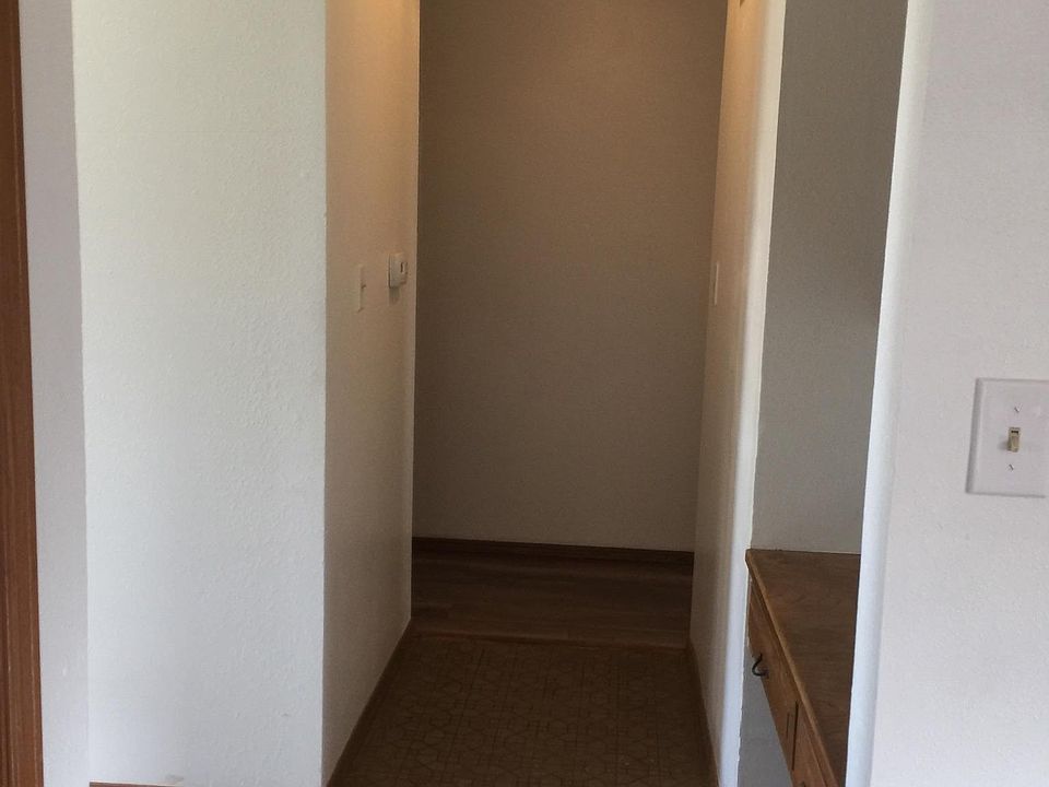 1st image of 6328 S Broadway Dr