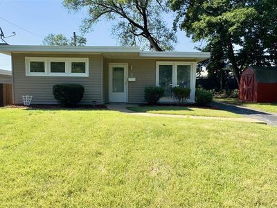 2 Saint Celeste Dr, Florissant, MO, 63031