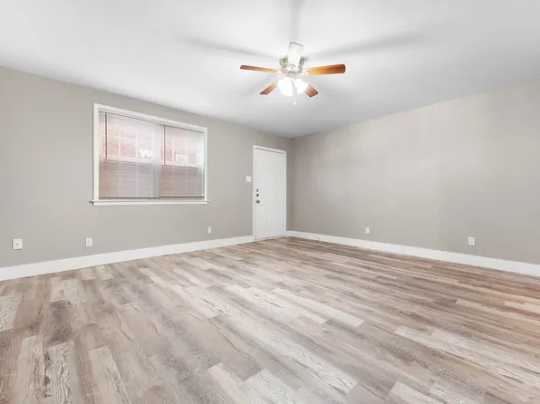 Parkview Apartments