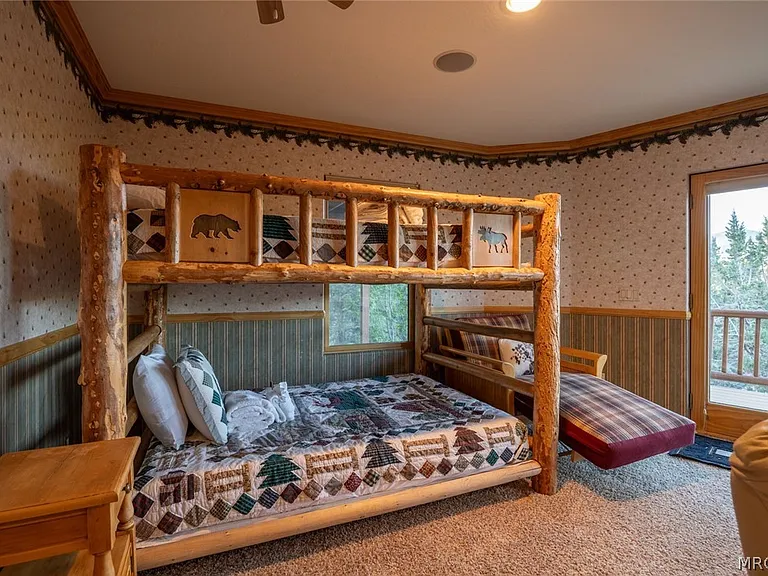 1165 Green Mountain Dr — Photo 35
