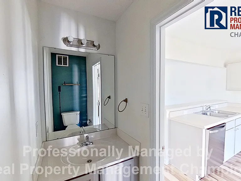 1002 Banister Loop — Photo 13