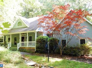 684 Black Walnut Dr, Nellysford, VA 22958
