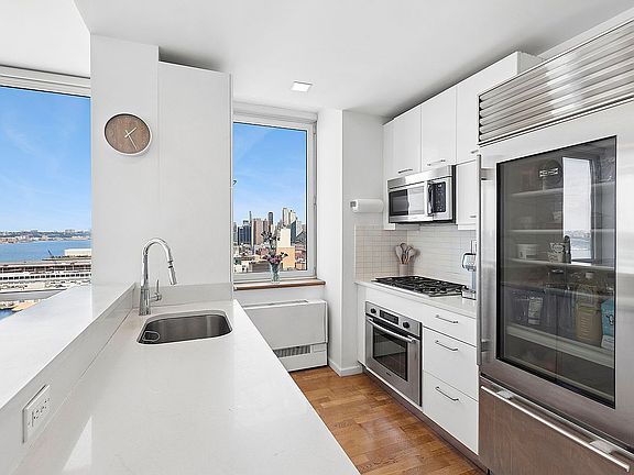 2nd image of 635 W 42nd St APT 23A