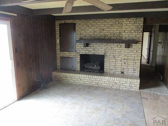 3rd image of 1186 E Platteville Blvd