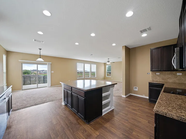 127 Bass Ln — Photo 17