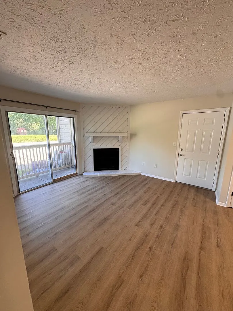 Ironwood Apartments — Photo 3