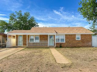 405 SW Avenue D, Seminole, TX 79360