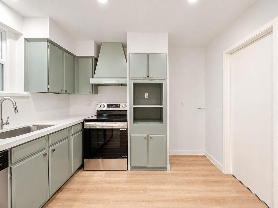 ともなページ 10911 Corona Ln, Houston, TX 77072 | Zillow
