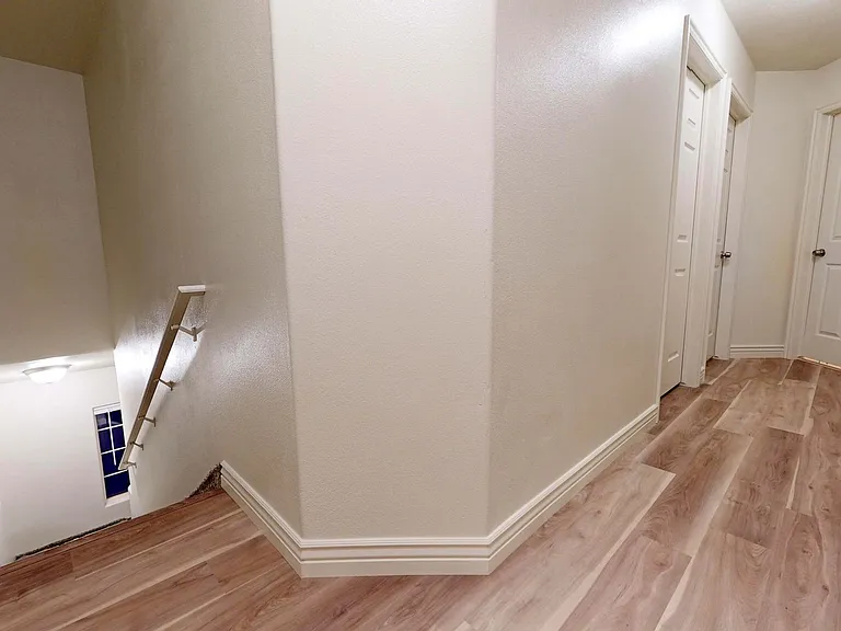 293 E Cobblecreek Dr — Photo 8
