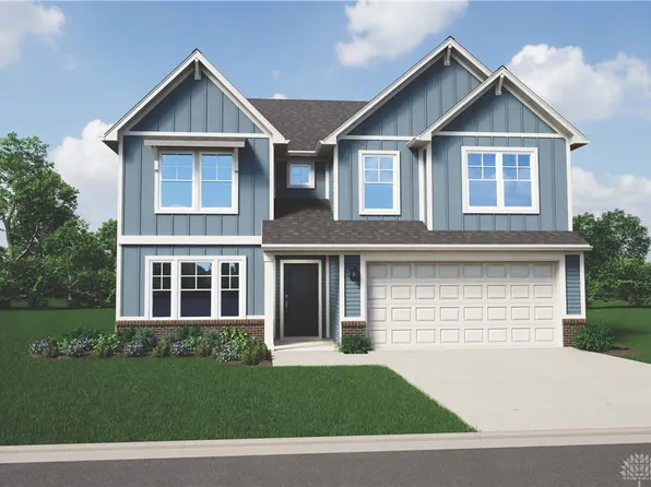 1212 N Scott St, New Carlisle, OH 45344