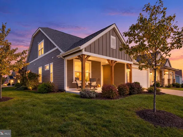 117 Nuthatch Dr, Lake Frederick, VA 22630