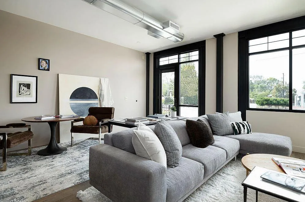 Salt Lake Costume Apartments — Photo 3