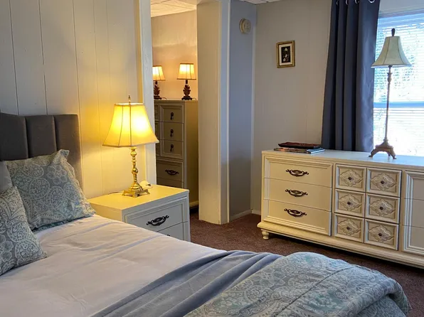 (undisclosed Address), Charleston, WV 25314