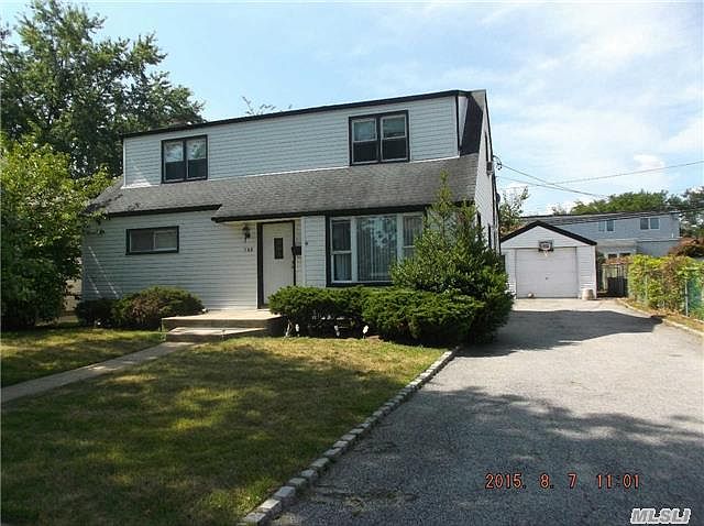 1st image of 798 Park Ln S
