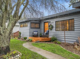 22419 77th Ave W, Edmonds, WA 98026