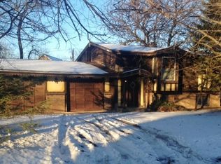 1012 E Kenilworth Ave, Lombard, IL 60148