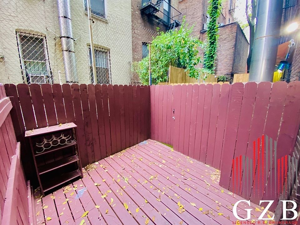 1st image of 34 Saint Marks Pl #2R