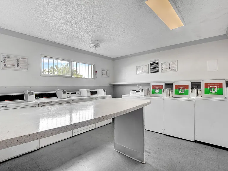 Eagles Nest Apartments — Photo 3