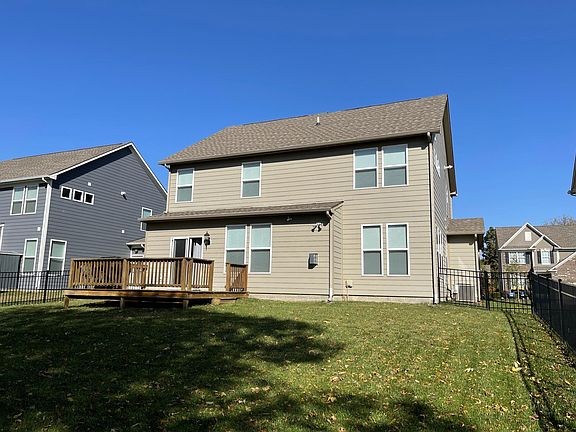 3rd image of 5649 Sly Fox Ln