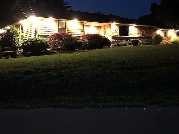 5th image of 2319 Edgewood Dr