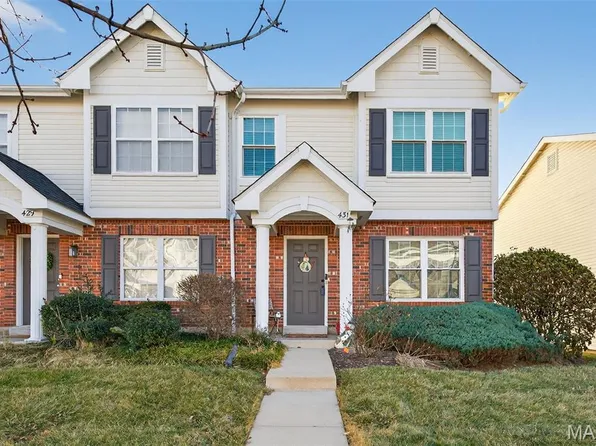 431 Wild Oak Dr, O'Fallon, MO 63368