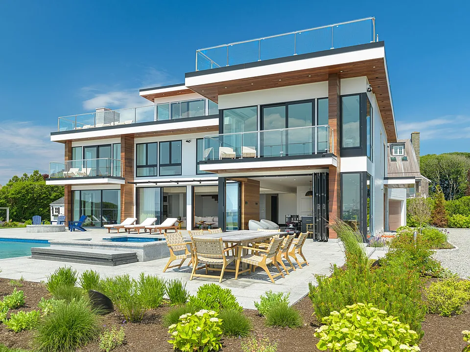 511 Ocean Ave