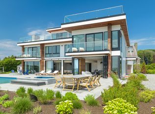 511 Ocean Ave, Newport, RI 02840