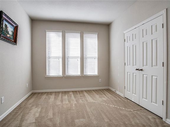 4th image of 4433 Duval Dr