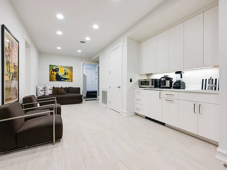 12 Glen Oak Ct — Photo 40