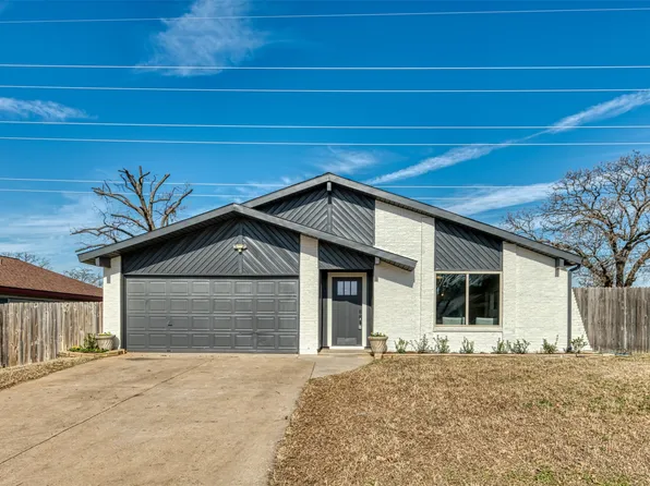 3124 Woodbridge Dr, Bedford, TX 76021