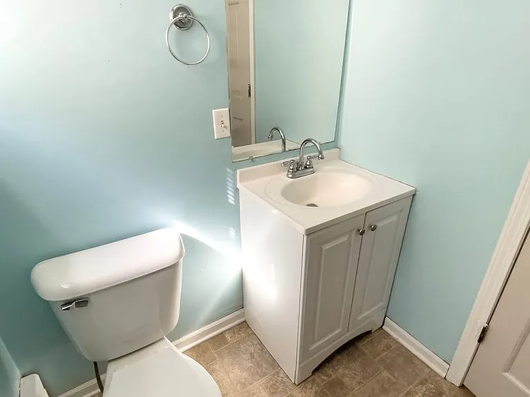 210 S Nichols Ave — Photo 15