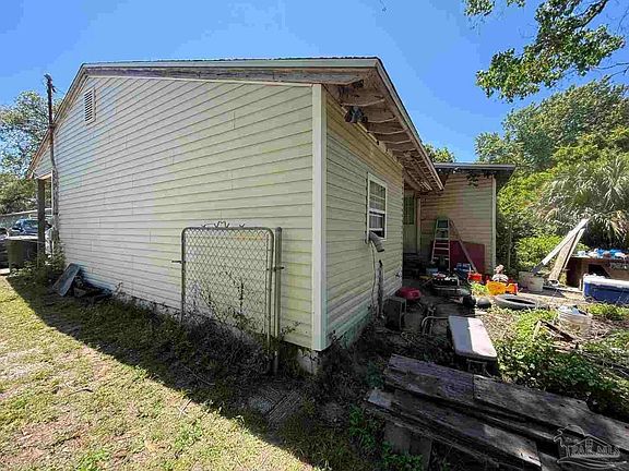 5th image of 222 Ada Wilson Ave