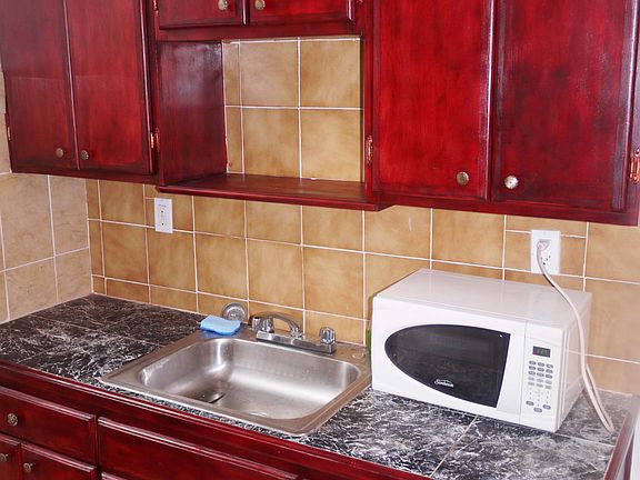 2nd image of 584 Lincoln Pl APT 2L