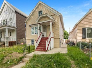 2442 S 12th St, Milwaukee, WI 53215