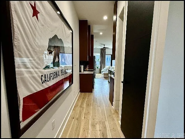 3 bed, 2.5 bath, 1515 sqft, $2,500 — Photo 4