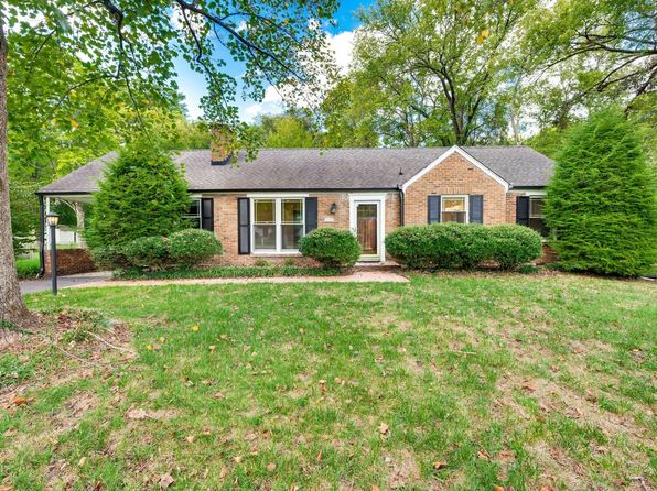 3401 Springbrook Dr, Nashville, TN 37204