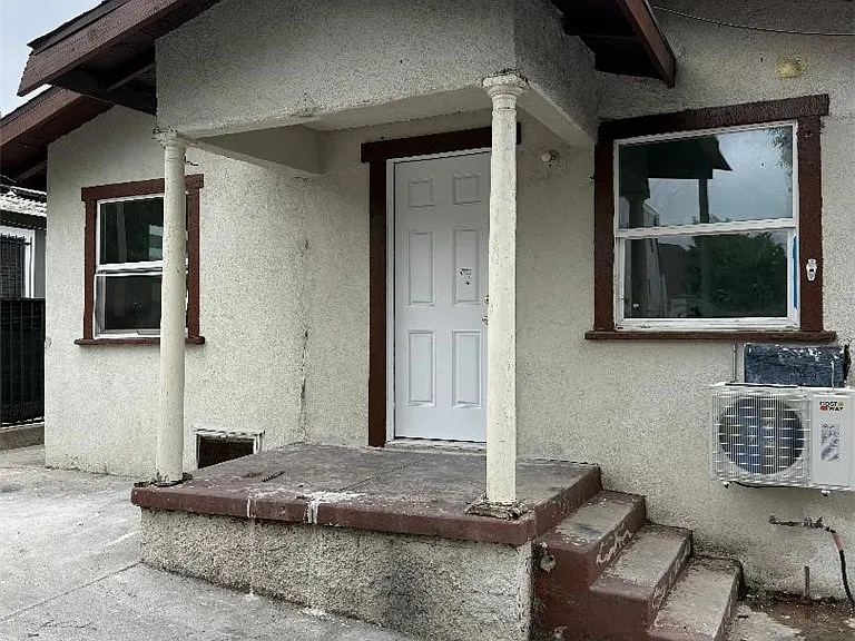 4449 Turquoise St — Photo 2