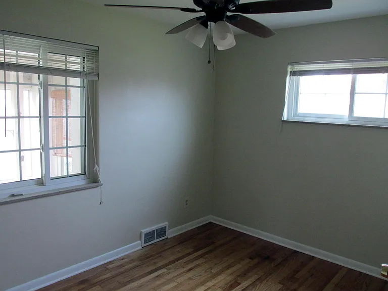 you pick a 6th BR, home office or family room, oak hardwood