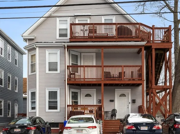 21 4th St, Attleboro, MA 02703