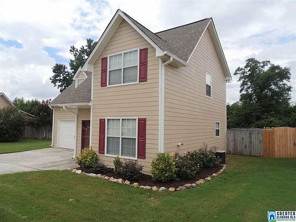3rd image of 1004 Meriweather Ct
