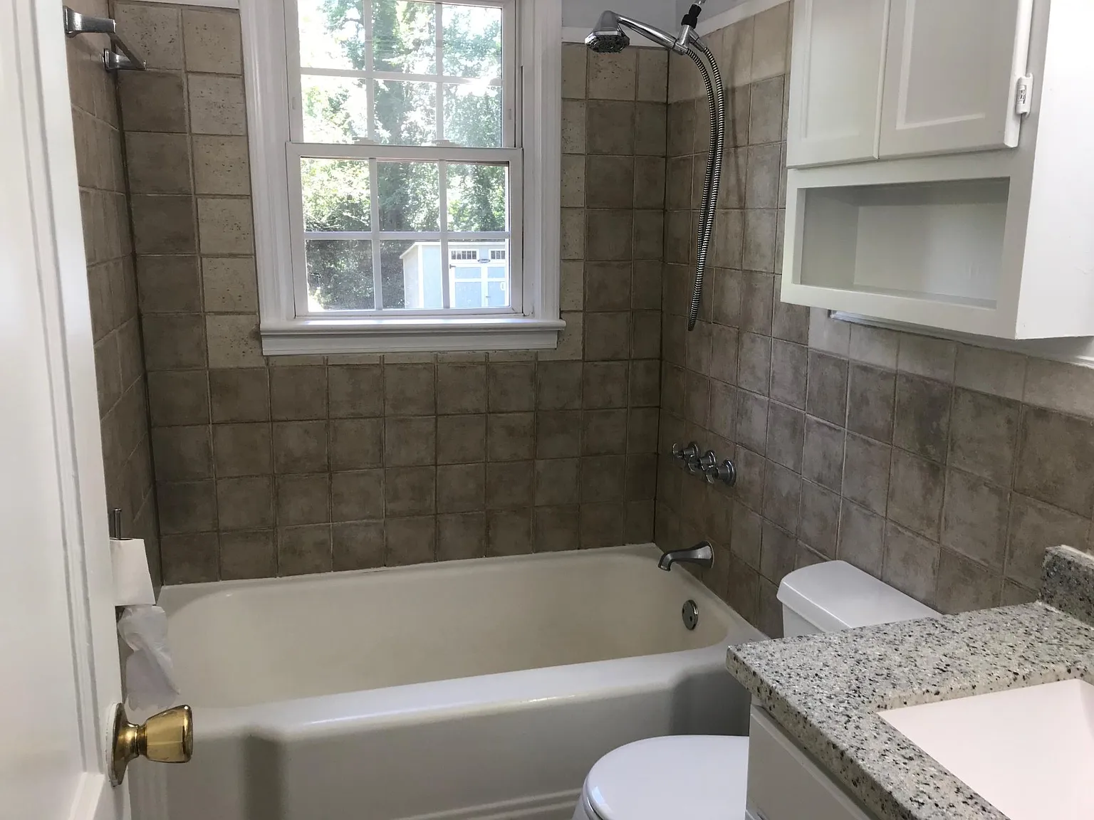 708 Brighton Rd — Photo 4