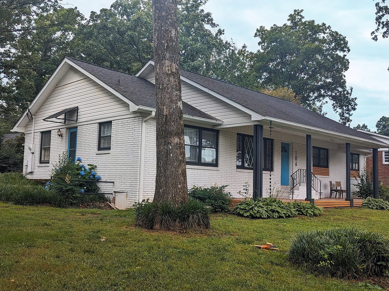 3 bed, 1695 sqft, $2,250 — Photo 1