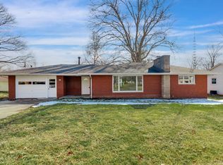 205 W Park St, Danvers, IL 61732