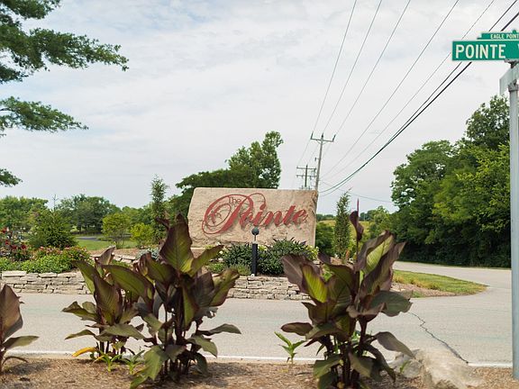 2nd image of 9461 S Pointe Lasalles Dr Unit 68